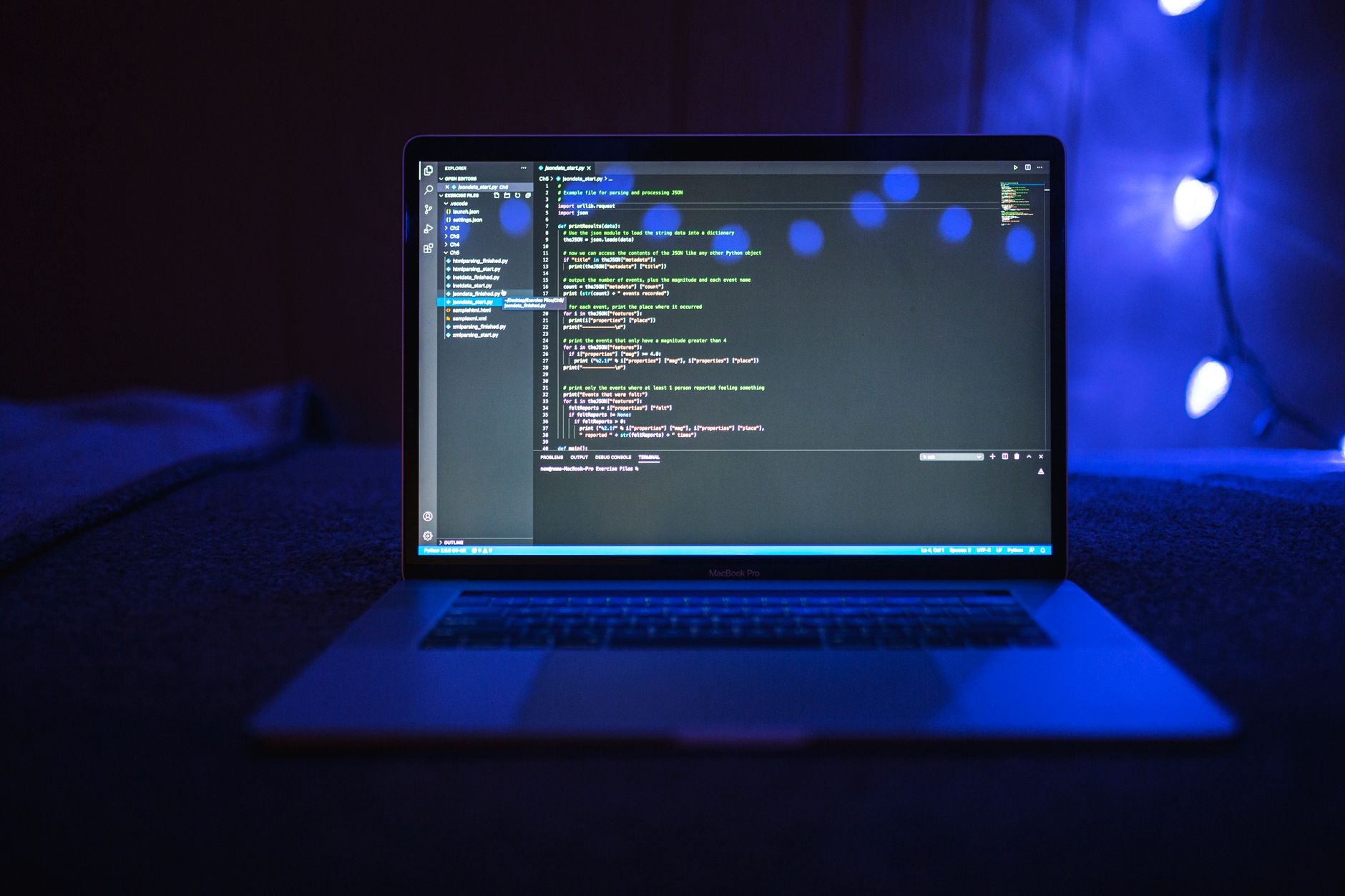 Notebook exibindo código para uso com inteligência artificial