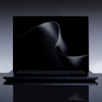 Surface Laptop Ultra em anúncio da inteligência artificial Copilot no Windows