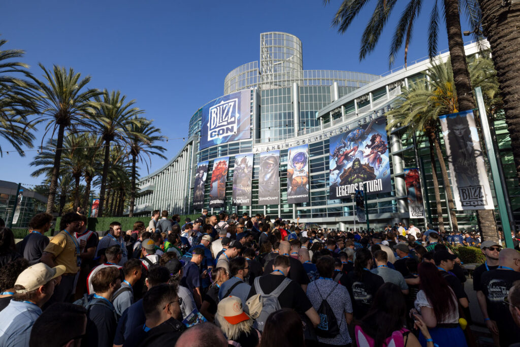 Palco da BlizzCon relacionado a jogos do Xbox em filmes e eventos