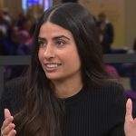 Asha Sharma em imagem usada na cobertura sobre jogos do Xbox em filmes